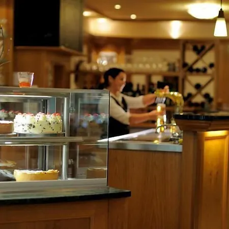 Wald-cafe Hotel-restaurant Hotell