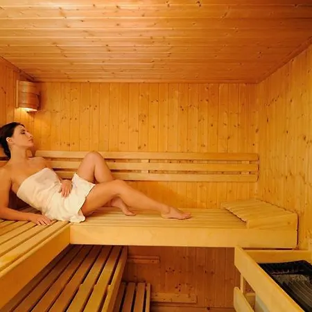 Wald-café Hotel-restaurant 4*